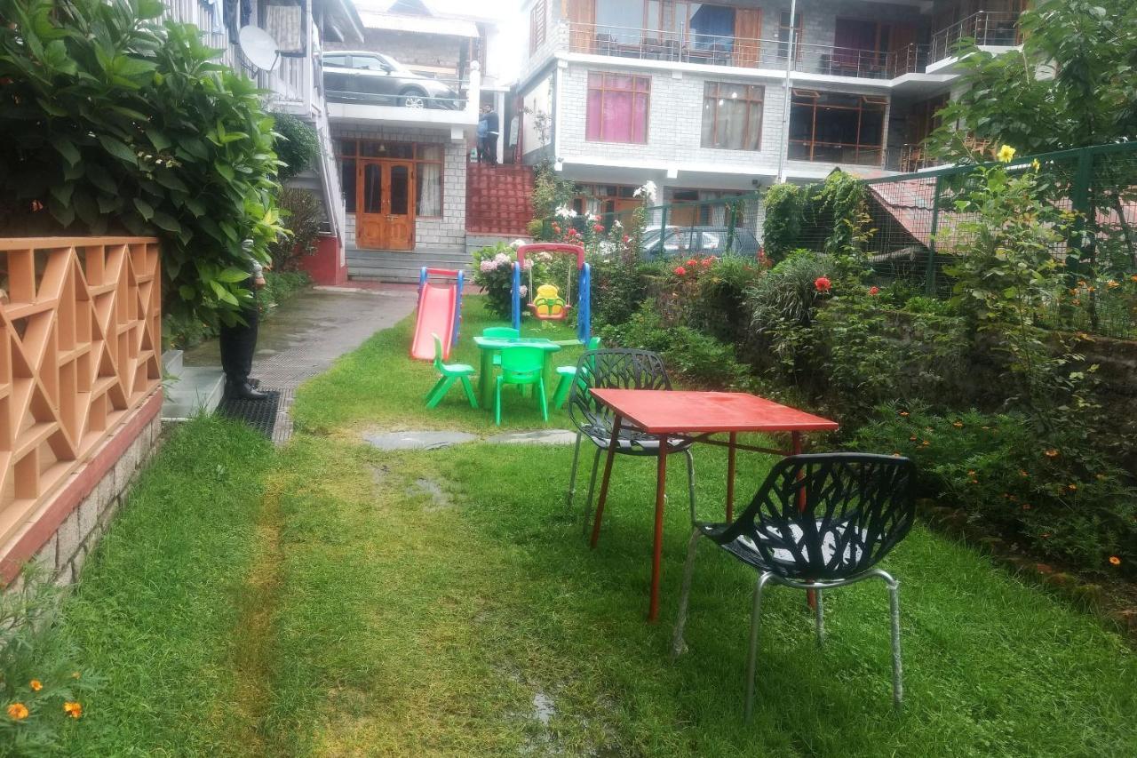 Hotel Tourist Nest Old Manali Exterior foto